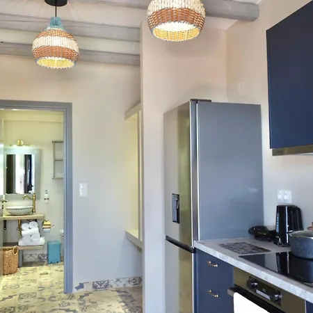 Apagkio Filoxenia Archangelos (Rhodes)