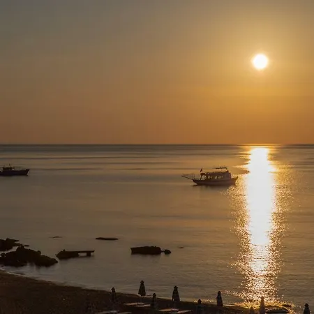 Apagkio Filoxenia Archangelos (Rhodes)