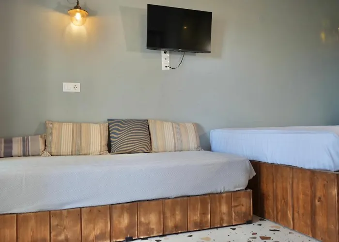 Apágkio Filoxenia Archangelos (Rhodes)