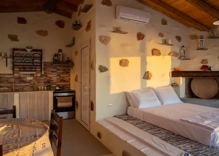 Apagkio Filoxenia Archangelos (Rhodes)