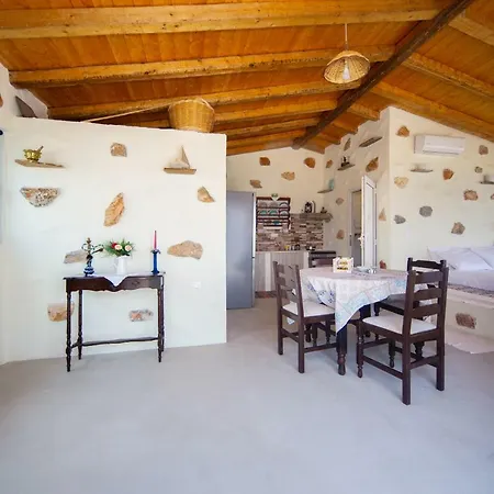 Apagkio Filoxenia * Archangelos (Rhodes)