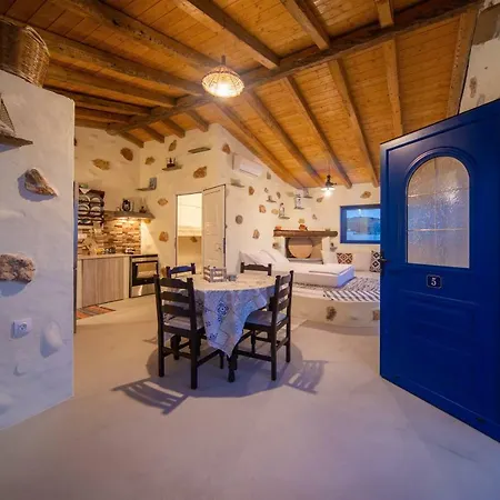 Apagkio Filoxenia 公寓 *